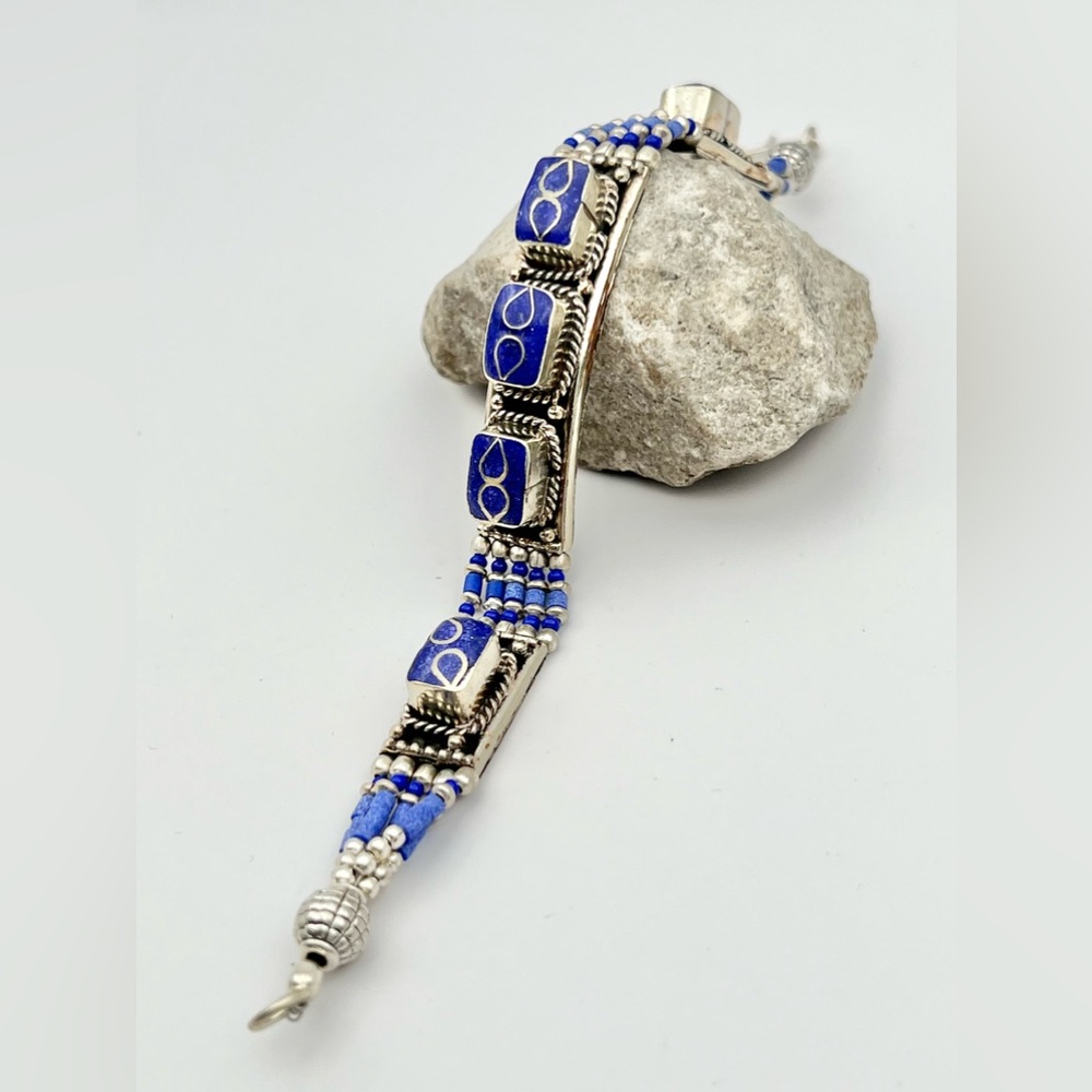 TIBETAN LAPIS LAZULI BRACELET - Picture 15 of 15